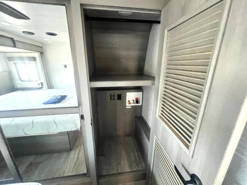 2021 Keystone 2021 Keystone Montana - thumbnail 62