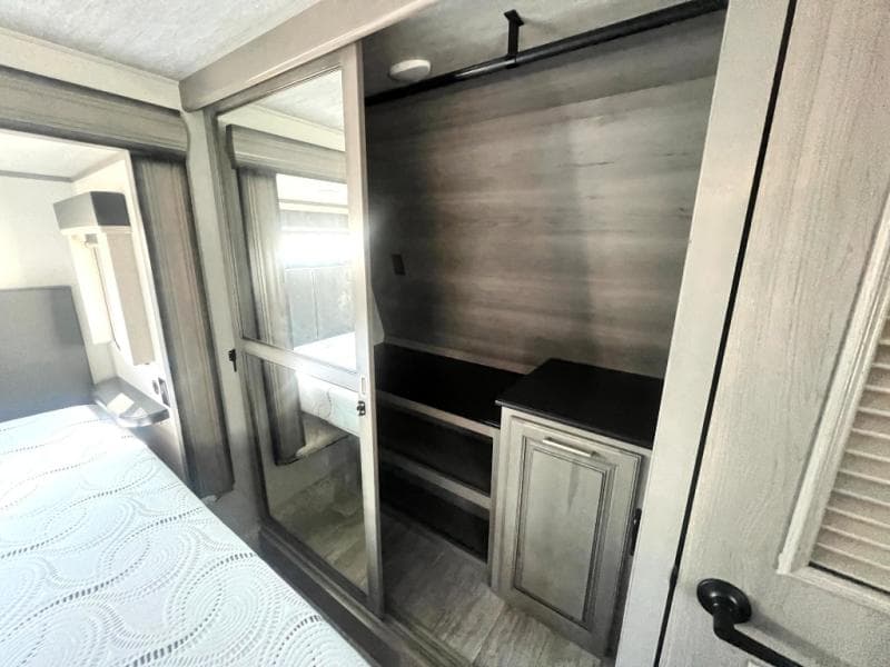 2021 Keystone 2021 Keystone Montana - thumbnail 63