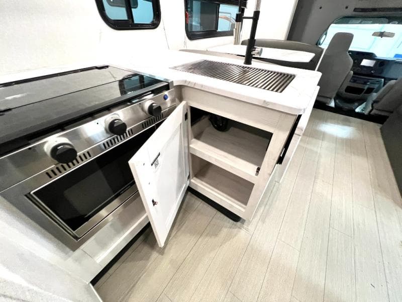 2024 East To West 2024 East To West Entrada - thumbnail 29