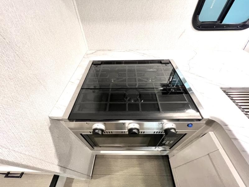 2024 East To West 2024 East To West Entrada - thumbnail 30