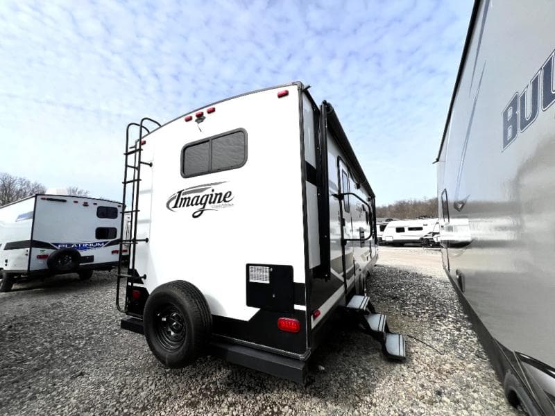 2020 Grand Design 2020 Grand Design Imagine - thumbnail 6