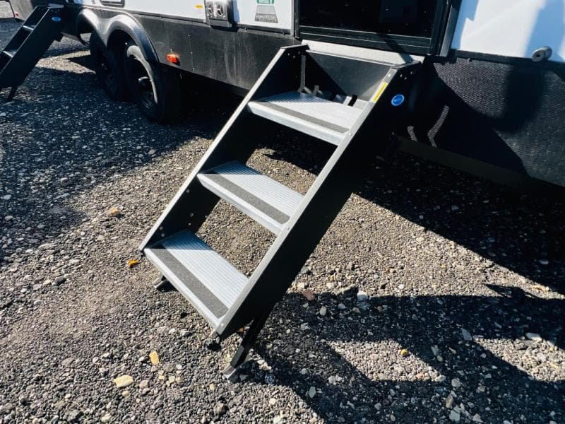 2026 Forest River 2026 Forest River Xlr Boost X Toy Hauler - thumbnail 10