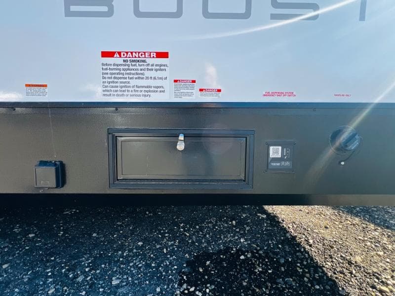 2026 Forest River 2026 Forest River Xlr Boost X Toy Hauler - thumbnail 14