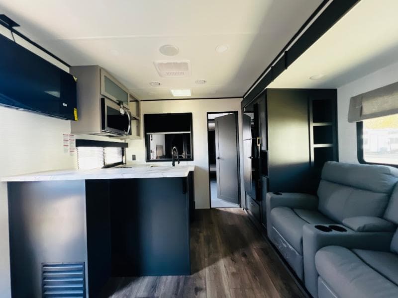 2026 Forest River 2026 Forest River Xlr Boost X Toy Hauler - thumbnail 15