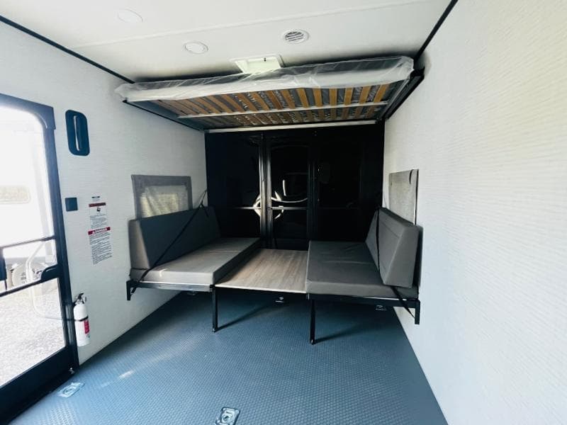 2026 Forest River 2026 Forest River Xlr Boost X Toy Hauler - thumbnail 23