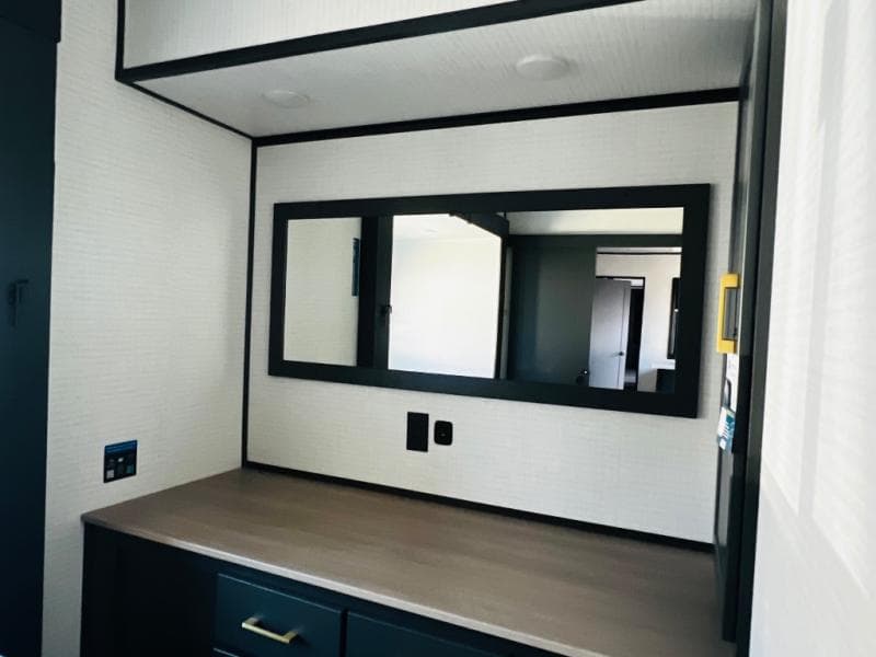 2026 Forest River 2026 Forest River Xlr Boost X Toy Hauler - thumbnail 29