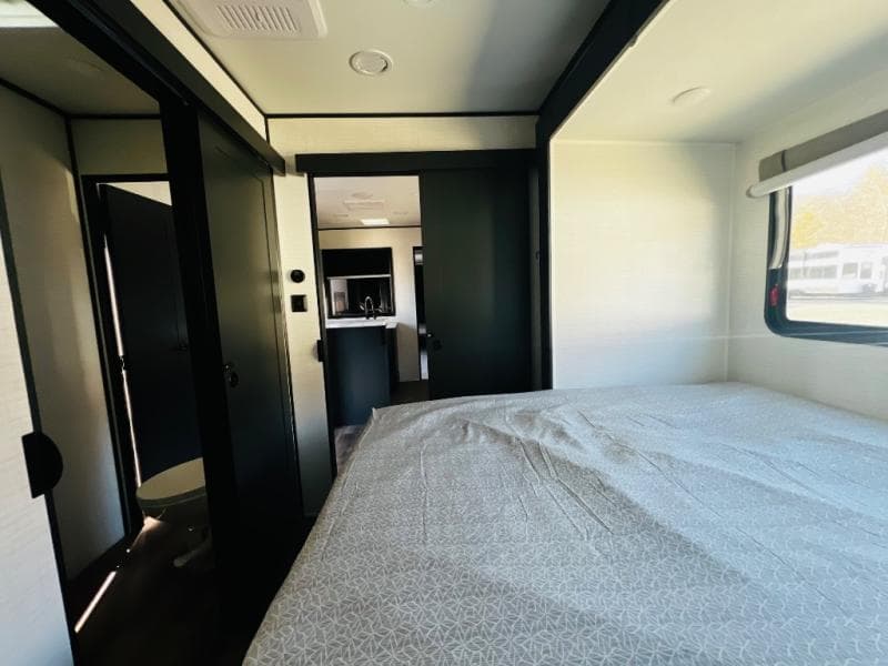 2026 Forest River 2026 Forest River Xlr Boost X Toy Hauler - thumbnail 34