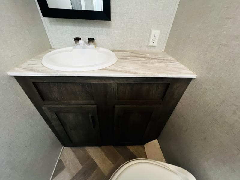 2020 Forest River 2020 Forest River Wildwood X-Lite - thumbnail 3