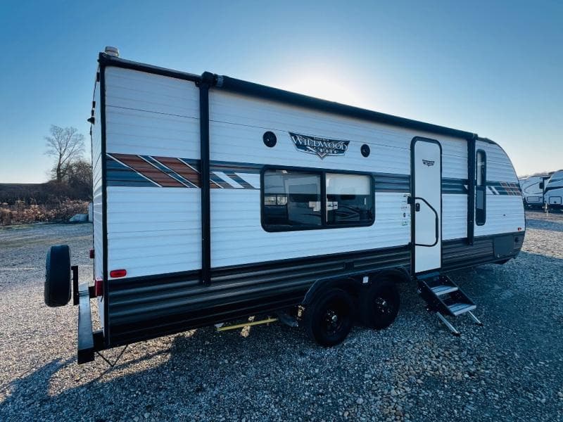 2020 Forest River 2020 Forest River Wildwood X-Lite - thumbnail 5