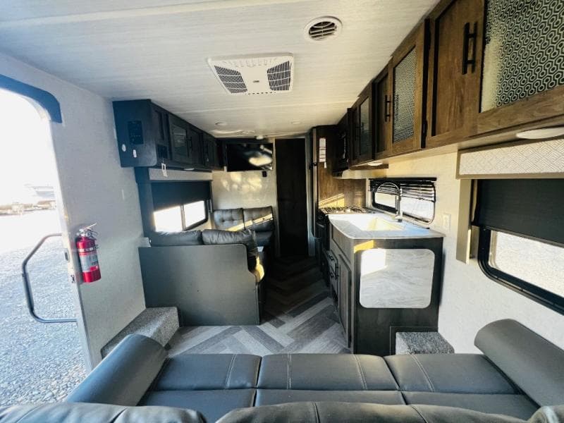 2020 Forest River 2020 Forest River Wildwood X-Lite - thumbnail 15