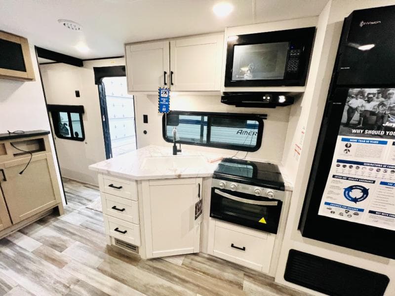 2026 Jayco 2026 Jayco Jay Flight SLX - thumbnail 18