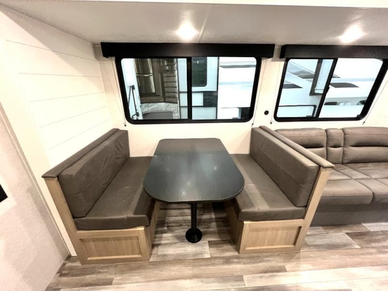 2026 Jayco 2026 Jayco Jay Flight SLX - thumbnail 37