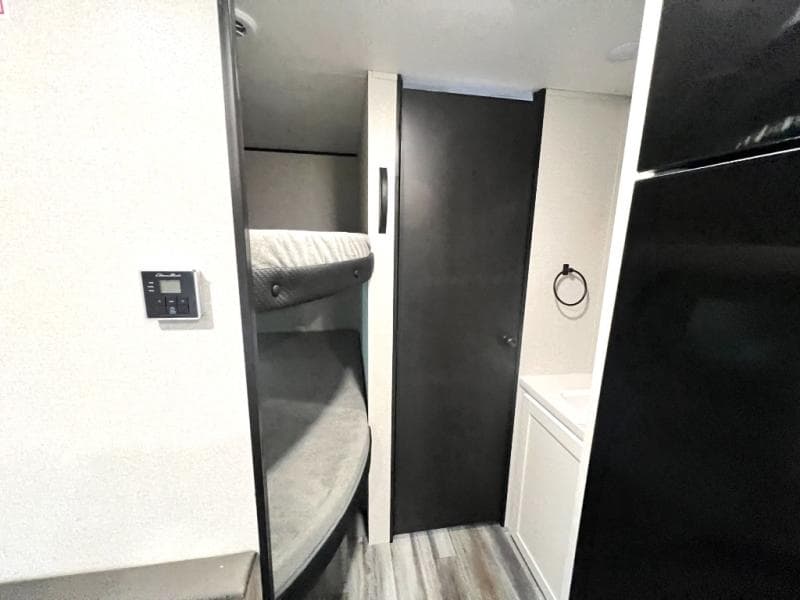 2026 Jayco 2026 Jayco Jay Flight SLX - thumbnail 32