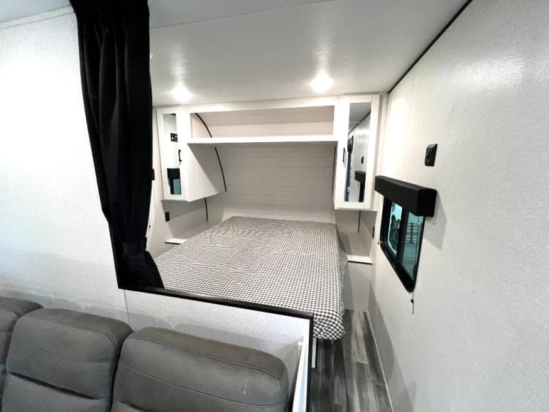 2026 Jayco 2026 Jayco Jay Flight SLX - thumbnail 38