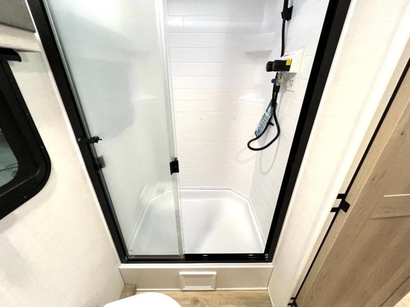 2026 Forest River 2026 Forest River Rockwood Mini Lite - thumbnail 4