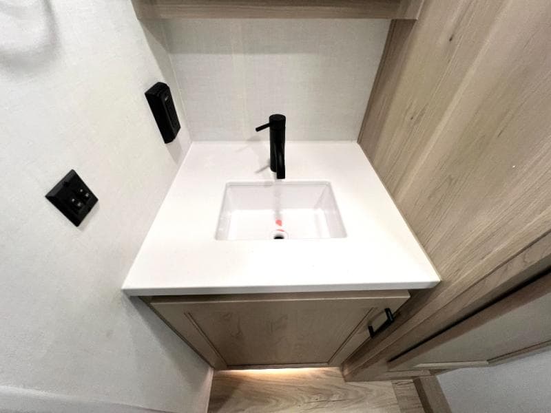 2026 Forest River 2026 Forest River Rockwood Mini Lite - thumbnail 38