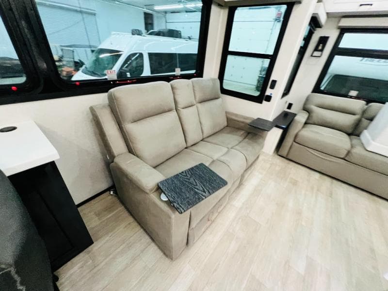 2026 Jayco 2026 Jayco Pinnacle - thumbnail 22