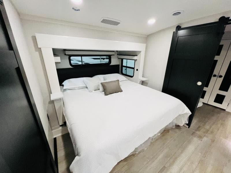 2026 Jayco 2026 Jayco Pinnacle - thumbnail 45