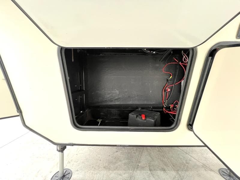 2018 Keystone 2018 Keystone Montana - thumbnail 49