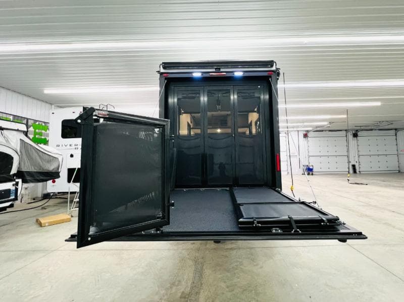 2026 Forest River 2026 Forest River Xlr Nitro Toy Hauler - thumbnail 10