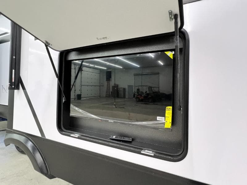 2026 Forest River 2026 Forest River Xlr Nitro Toy Hauler - thumbnail 14