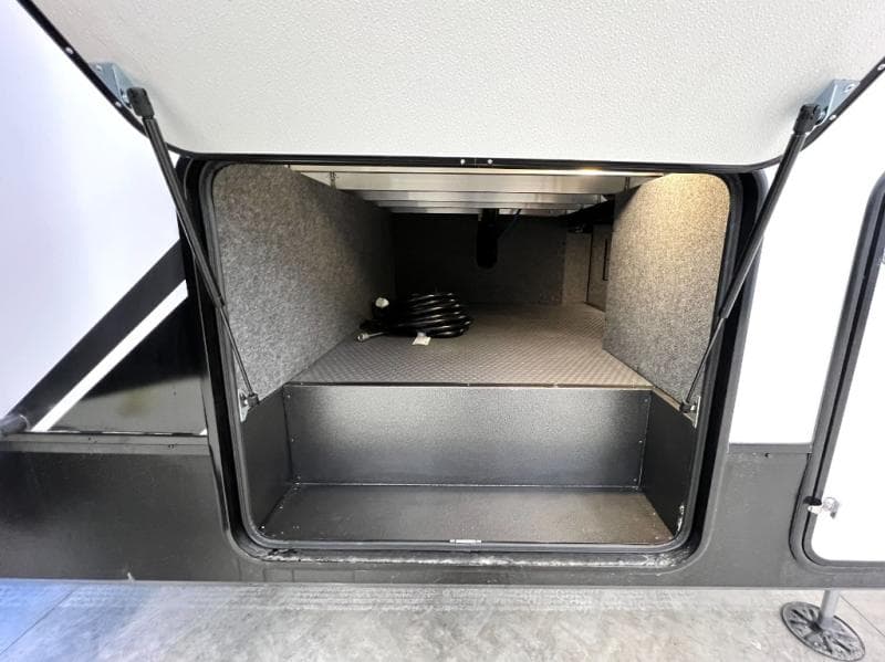 2026 Forest River 2026 Forest River Xlr Nitro Toy Hauler - thumbnail 15