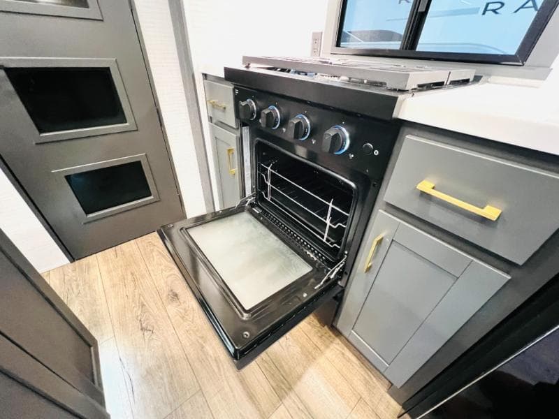 2026 Forest River 2026 Forest River Xlr Nitro Toy Hauler - thumbnail 31