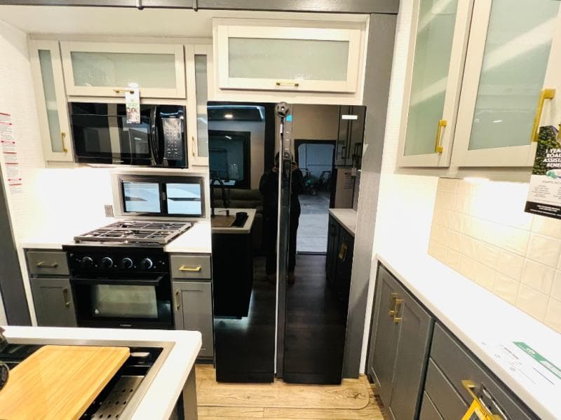 2026 Forest River 2026 Forest River Xlr Nitro Toy Hauler - thumbnail 32