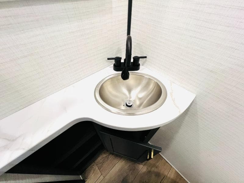 2026 Forest River 2026 Forest River Xlr Nitro Toy Hauler - thumbnail 61