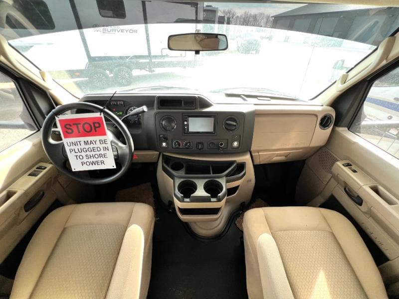 2017 Coachmen 2017 Coachmen Freelander - thumbnail 8