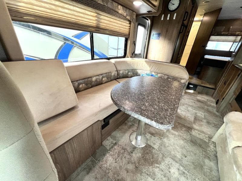 2017 Coachmen 2017 Coachmen Freelander - thumbnail 15