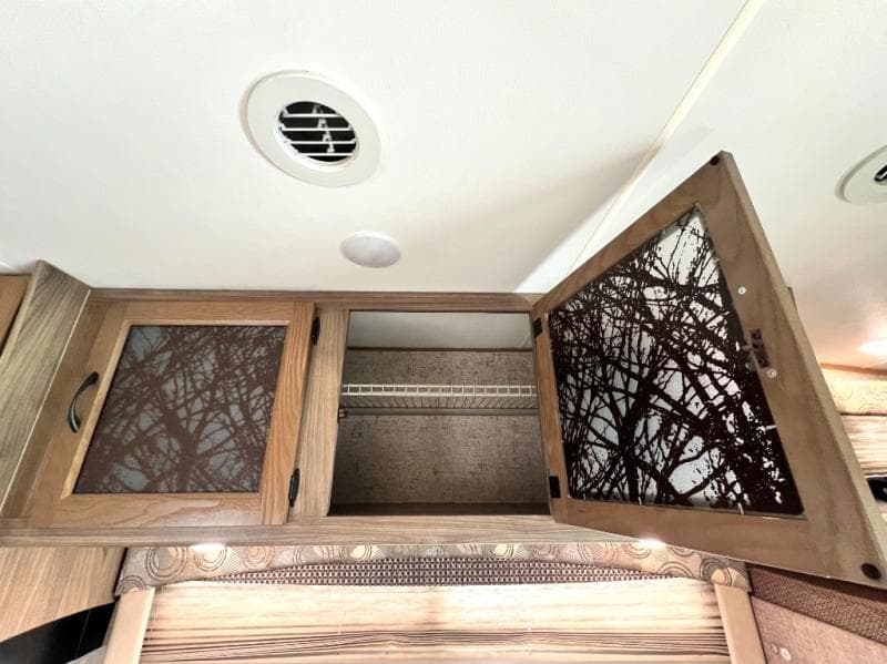 2017 Coachmen 2017 Coachmen Freelander - thumbnail 16