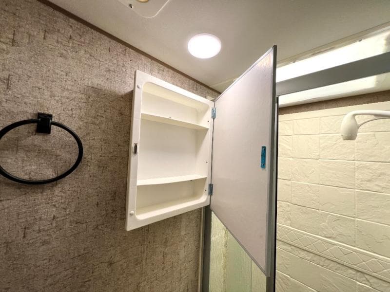 2017 Coachmen 2017 Coachmen Freelander - thumbnail 35