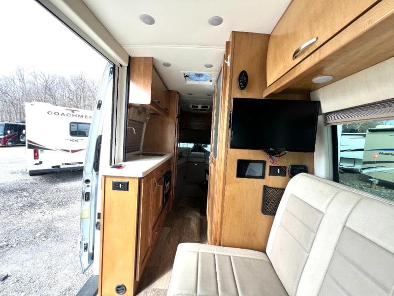 2021 Coachmen 2021 Coachmen Galleria - thumbnail 20