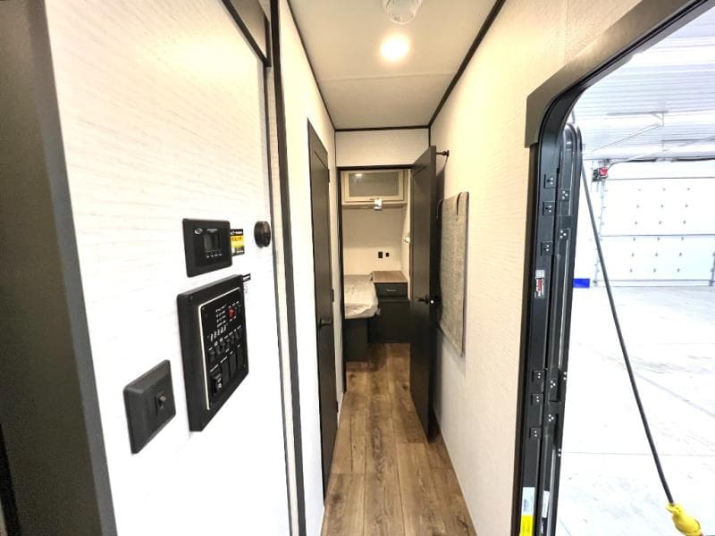 2026 Forest River 2026 Forest River Xlr Boost Toy Hauler - thumbnail 13