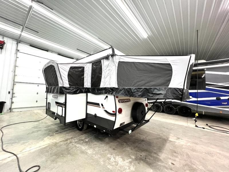 2024 Forest River 2024 Forest River Rockwood High Wall - thumbnail 4