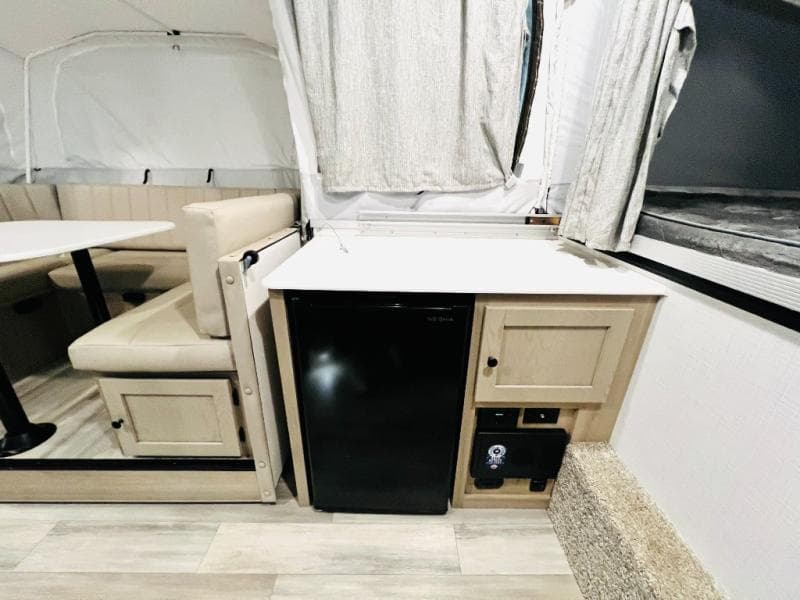 2024 Forest River 2024 Forest River Rockwood High Wall - thumbnail 14