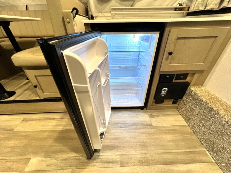 2024 Forest River 2024 Forest River Rockwood High Wall - thumbnail 15