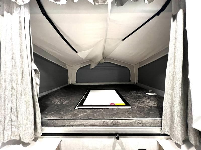 2024 Forest River 2024 Forest River Rockwood High Wall - thumbnail 16