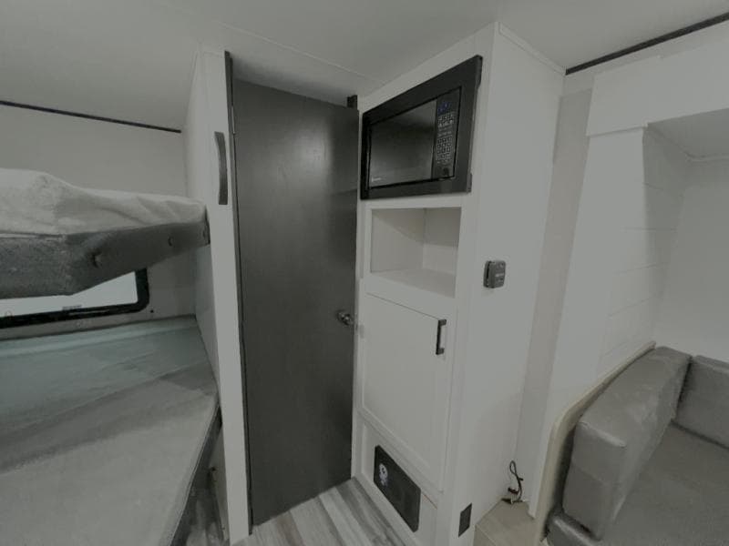 2026 Jayco 2026 Jayco Jay Flight SLX - thumbnail 13