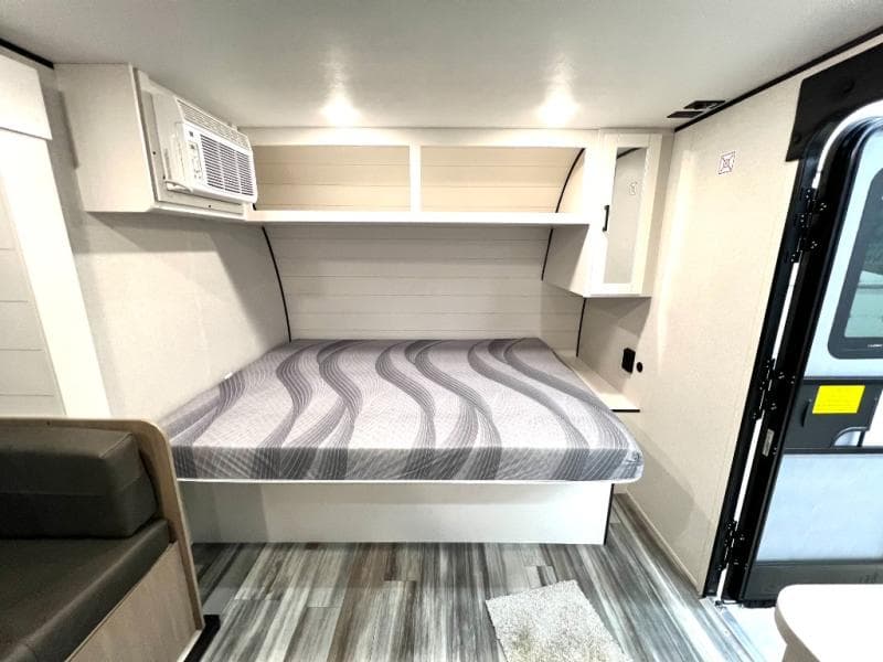 2026 Jayco 2026 Jayco Jay Flight SLX - thumbnail 16