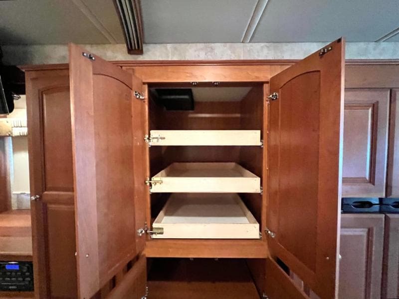 2012 Winnebago 2012 Winnebago Adventurer - thumbnail 32