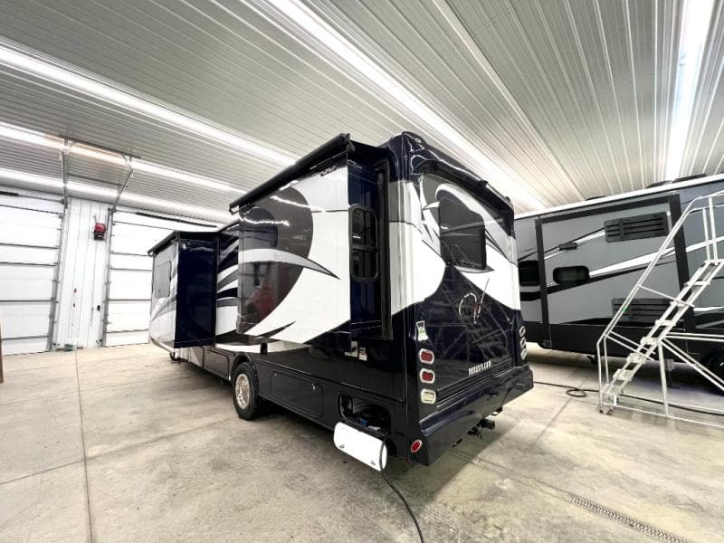 2022 NeXus RV 2022 NeXus RV Viper - thumbnail 6