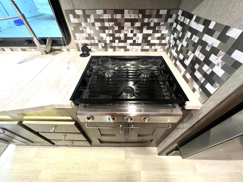 2022 NeXus RV 2022 NeXus RV Viper - thumbnail 24