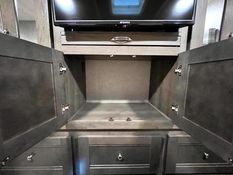 2022 NeXus RV 2022 NeXus RV Viper - thumbnail 35