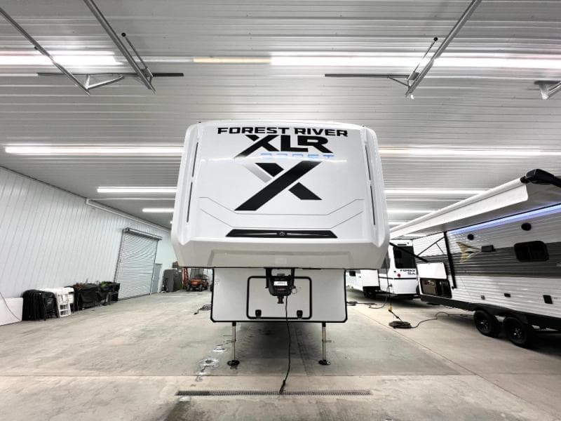 2026 Forest River 2026 Forest River Xlr Boost X Toy Hauler - thumbnail 4