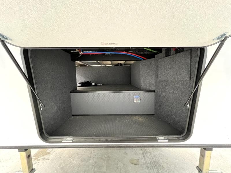 2026 Forest River 2026 Forest River Xlr Boost X Toy Hauler - thumbnail 12