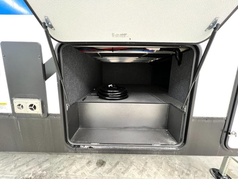 2026 Forest River 2026 Forest River Xlr Boost X Toy Hauler - thumbnail 14