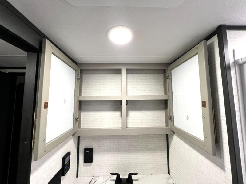 2026 Forest River 2026 Forest River Xlr Boost X Toy Hauler - thumbnail 42