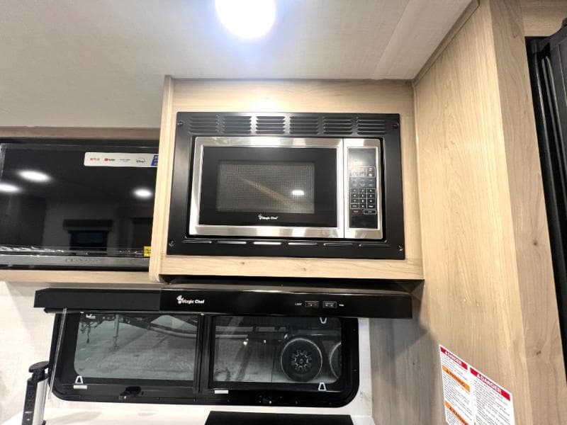 2026 Forest River 2026 Forest River Rockwood Mini Lite - thumbnail 9